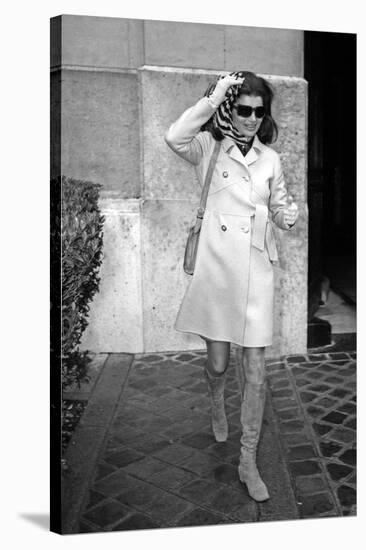 Jackie Kennedy Onassis (Nina Ricci Sunglasses, Gucci Bag) Leaving Crillon Hotel, Paris, 1970-null-Stretched Canvas