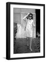 Jackie Kennedy Onassis (Nina Ricci Sunglasses, Gucci Bag) Leaving Crillon Hotel, Paris, 1970-null-Framed Photo