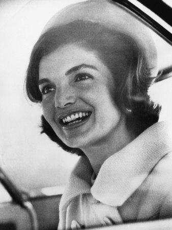 https://imgc.allpostersimages.com/img/posters/jacqueline-kennedy-arriving-in-new-york-march-1-1961_u-L-P6VLKX0.jpg?artPerspective=n