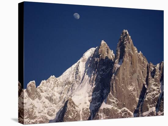 Jagged Peak of Aiguille Du Dru and the Moon, Chamonix, Rhone Alpes, France, Europe-Hart Kim-Stretched Canvas