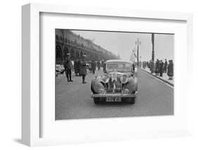 Jaguar SS of Elsie Wisdom at the RAC Rally, Brighton, Sussex, 1939-Bill Brunell-Framed Photographic Print