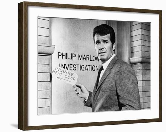 James Garner, Marlowe, 1969-null-Framed Photographic Print