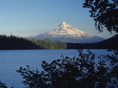 Lost Lake and Mount Hood