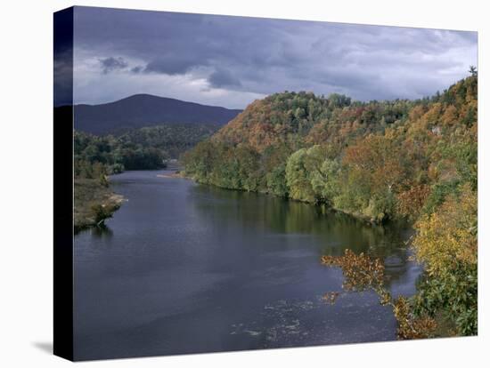 James River, Blue Ridge Parkway, Virginia, USA-James Green-Stretched Canvas