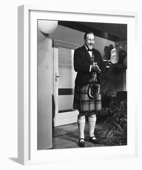 James Robertson Justice-null-Framed Photo