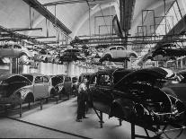 Volkswagen Plant Assembly Line-James Whitmore-Photographic Print