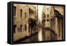 Canvas Black