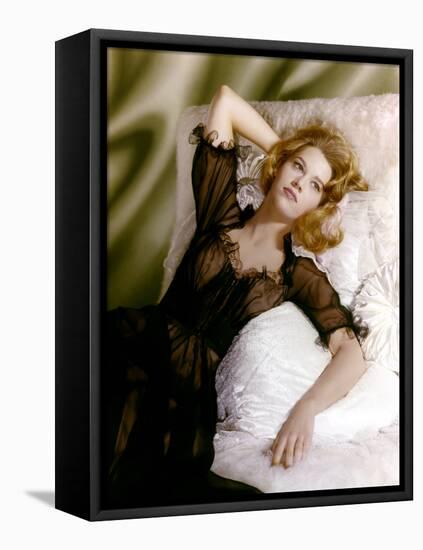 Jane Fonda dans les annees 60 (photo)-null-Framed Stretched Canvas