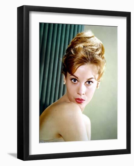 Jane Fonda dans les annees 60 (photo)-null-Framed Photo