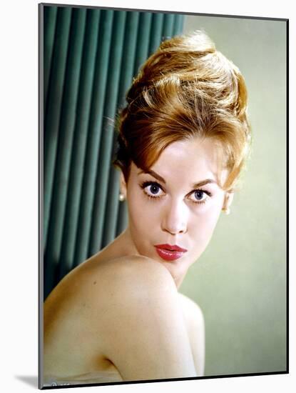 Jane Fonda dans les annees 60 (photo)-null-Mounted Photo