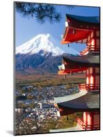 Japan, Central Honshu (Chubu), Fuji-Hakone-Izu National Park, Mount Fuji Capped in Snow-Gavin Hellier-Mounted Photographic Print