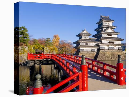 Japan, Central Honshu (Chubu), Nagano Prefecture, Matsumoto, Matsumoto-jo (Matsumoto Castle)-Gavin Hellier-Stretched Canvas