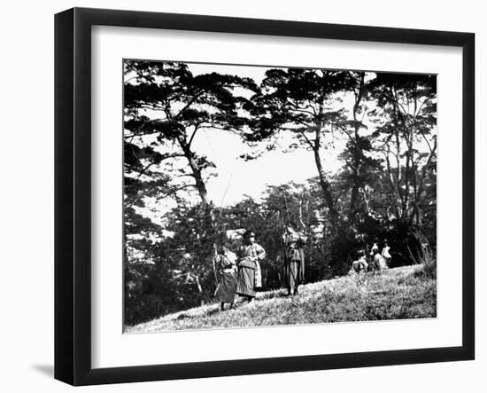 Japanese Children Playing with Bows, Korea, 1900-null-Framed Giclee Print