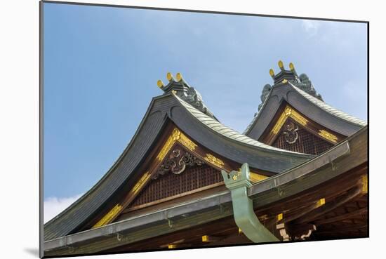 Japanese Style Roof at Osaka Tenmangu, Osaka, Japan, Asia.-elwynn-Mounted Photographic Print