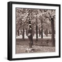 Jardins Des Tuileries - Pause-Bill Philip-Framed Giclee Print