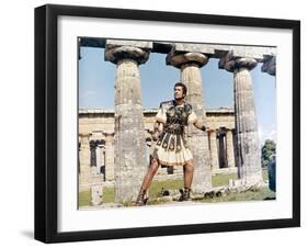 Jason and les Argonautes JASON AND THE ARGONAUTS by DonChaffey with Todd Armstrong, 1963 (photo)-null-Framed Photo