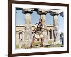 Jason and les Argonautes JASON AND THE ARGONAUTS by DonChaffey with Todd Armstrong, 1963 (photo)-null-Framed Photo