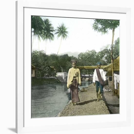 Javanese People from the City of Bogor (Indonesia), around 1900-Leon, Levy et Fils-Framed Photographic Print