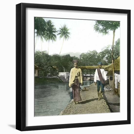 Javanese People from the City of Bogor (Indonesia), around 1900-Leon, Levy et Fils-Framed Photographic Print