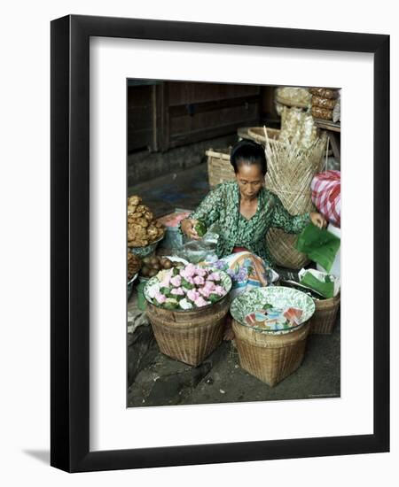 Javanese Woman, Jogjakarta, Java, Indonesia, Southeast Asia-Sybil Sassoon-Framed Photographic Print