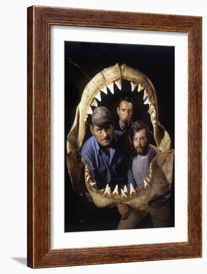 Jaws, Robert Shaw, Roy Scheider, Richard Dreyfuss, Directed by Steven Spielberg, 1975-null-Framed Photo