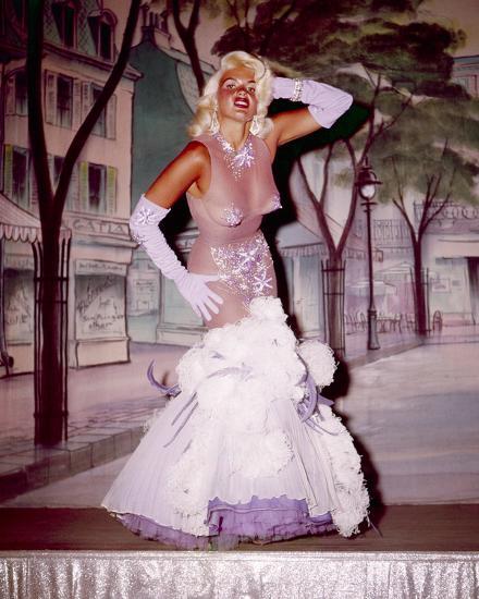 jayne mansfield wedding dress pink Jayne in her wedding dress for her marriage to Mickey Hargitay on January 13, 1958