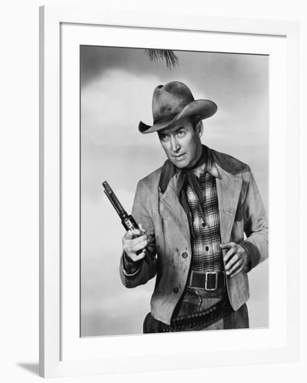 Je suis un aventurier THE FAR COUNTRY by AnthonyMann with James Stewart, 1955 (b/w photo)-null-Framed Photo