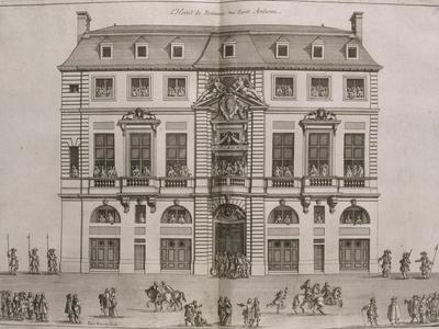Figure XIV: vue de la façade de l'Hôtel de Beauvais rue Saint-Antoine au balcon duquel la