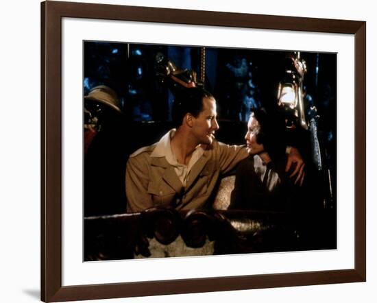 Jeff Daniels and Mia Farrow PURPLE ROSE OF CAIRO, 1985 directed by WOOD Y ALLEN (photo)-null-Framed Photo