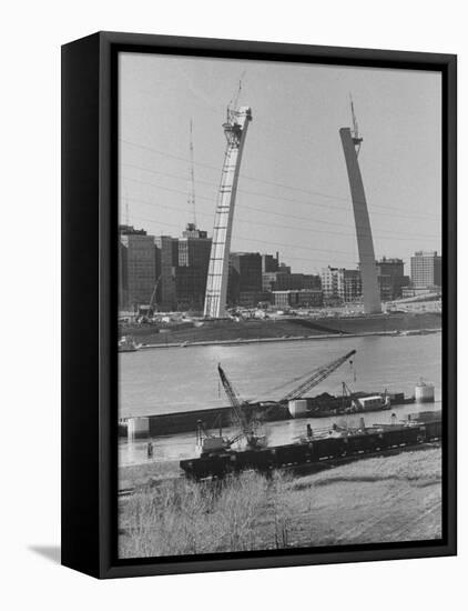 Jefferson Nat'L. Expansion Memorial Arch Designed by Eero Saarinen-null-Framed Stretched Canvas