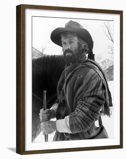 JEREMIAH JOHNSON, 1972 directed by SYNEY POLLACK Robert Redford (b/w photo)-null-Framed Photo