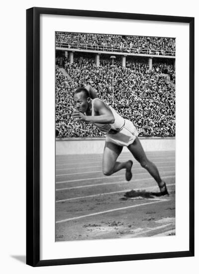 Jesse Owens at the Start of the 200 Metres at the Berlin Olympic Games, 1936-null-Framed Giclee Print