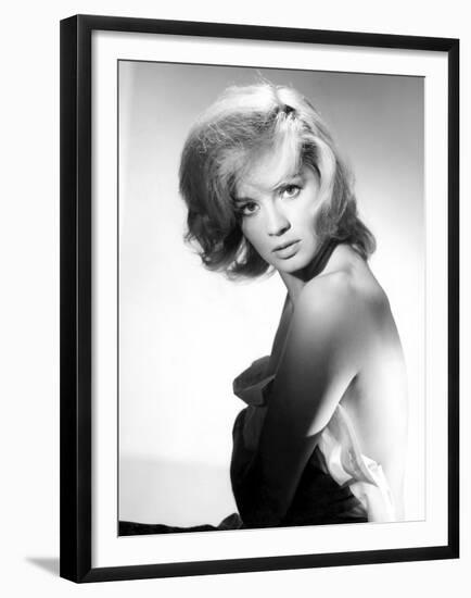 JESSICA, Angie Dickinson, 1962 (b/w photo)-null-Framed Photo