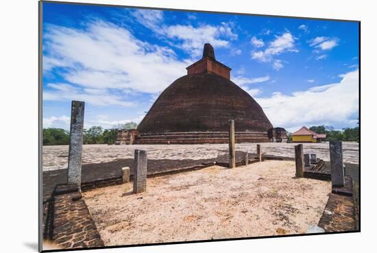 Jetvanarama Dagoba (Jetvanaramaya Stupa), Anuradhapura, UNESCO World Heritage Site, Sri Lanka, Asia-Matthew Williams-Ellis-Mounted Photographic Print