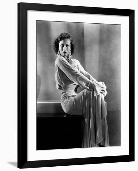 JOAN CRAWFORD, 1928- 1930 (b/w photo)-null-Framed Photo