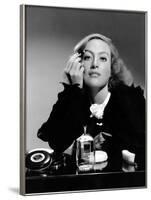 JOAN CRAWFORD dans les annees 30 JOAN CRAWFORD IN THE 30'S (b/w photo)-null-Framed Photo