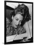 JOAN CRAWFORD dans les annees 30 JOAN CRAWFORD IN THE 30'S (b/w photo)-null-Framed Photo