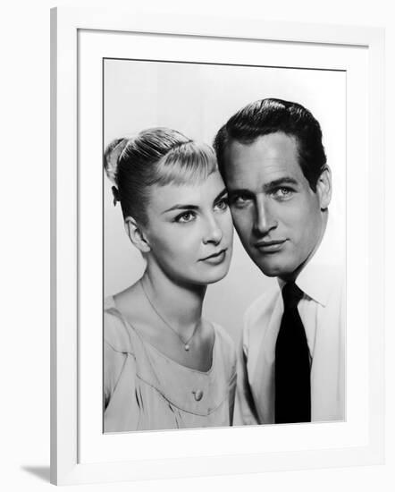 JOANNE WOODWARD AND PAUL NEWMAN in the 50's (b/w photo)-null-Framed Photo