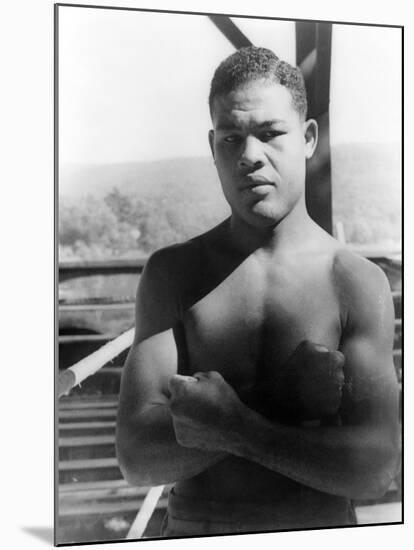 Joe Louis (1914-1981)-Carl Van Vechten-Mounted Giclee Print