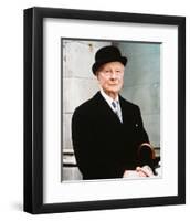 John Gielgud, Arthur (1981)-null-Framed Photo