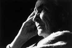 Pensive Portrait of Artist Georgia O'Keeffe-John Loengard-Photographic Print