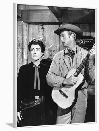 JOHNNY GUITARE, 1954 directed by NICOLAS RAY Joan Crawford and Sterling Hayden (b/w photo)-null-Framed Photo