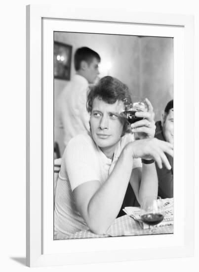 Johnny Hallyday Having a Drink with Some Friends-Richard Bouchara-Framed Photographic Print