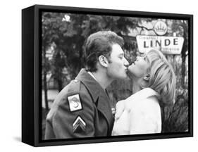 Johnny Hallyday Kissing Sylvie Vartan-DR-Framed Stretched Canvas