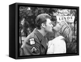 Johnny Hallyday Kissing Sylvie Vartan-DR-Framed Stretched Canvas