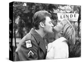 Johnny Hallyday Kissing Sylvie Vartan-DR-Stretched Canvas