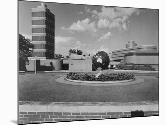 Johnson Wax Building-Frank Lloyd Wright-Mounted Photographic Print