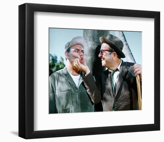 Jonathan Winters, It's a Mad Mad Mad Mad World (1963)-null-Framed Photo