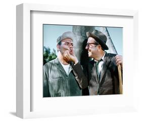 Jonathan Winters, It's a Mad Mad Mad Mad World (1963)-null-Framed Photo