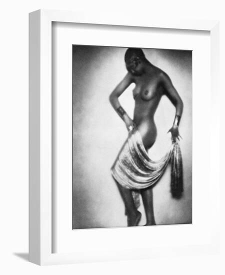 Josephine Baker (1906-1975)-null-Framed Photographic Print